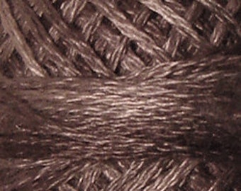 Valdani 3 Strand, O512, Chimney Dust, Cotton Floss, Wool Applique, Cross Stitch, Punch Needle, Embroidery, Penny Rugs, Primitive Stitching