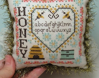 Counted Cross Stitch Pattern, Honey Heart, From the Heart Collection, Pillow Ornament, Bowl Filler, Bees, KiraLyn's Needlearts, PATTERN ONLY