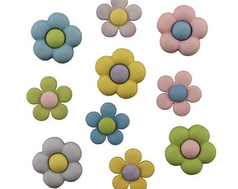 Pretty Petals, Flower Power, Spring Decor, Flower Buttons, Shank Buttons, USA Made, Sewing Embellishments, #4222, Buttons Galore & More
