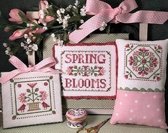 Counted Cross Stitch Pattern, Spring Blooms, Spring Flowers, Spring Decor, Cottage Chic, Garden Decor, Scissor Tail Designs, PATTERN ONLY
