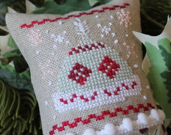 Counted Cross Stitch Pattern, Little Winter Fling, January, Winter Hat, Snowflakes, Winter Decor, Bowl Filler, Luhu Stitches, PATTERN ONLY