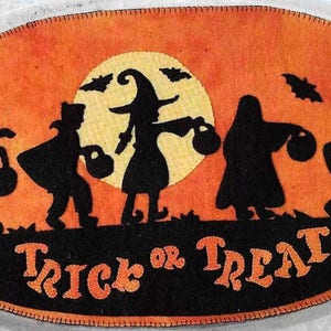 Wool Applique Pattern, Trick or Treat, Table Mat, Halloween Decor, Witches, Bats, Halloween Moon, Wool Mat, Sew Cherished, PATTERN ONLY