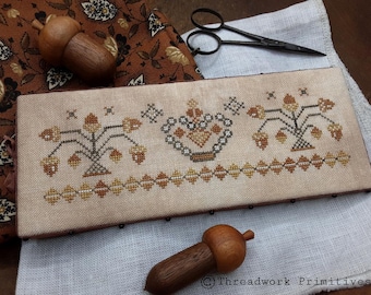 Counted Cross Stitch Pattern, Mighty Acorns, Autumn Decor, Acorns, Crown, Primitive Decor, Nan Lewis, Threadwork Primitives, PATTERN ONLY
