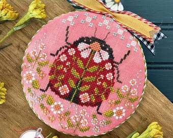 Counted Cross Stitch Pattern, Ladybug Picnic, Pincushion, Flower Motifs, Garden Decor, Hands on Design, PATTERN ONLY