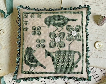 Counted Cross Stitch Pattern, Gathering Clover, St. Patrick's Day, Four Leafed Clover, Luminous Fiber Arts, PATTERN ONLY