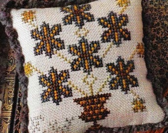 Counted Cross Stitch, Cross Stitch Pattern, Fragments in Time, 2017 No 5, Elizabethan Crewelwork, Summer House Stitches Workes, PATTERN ONLY