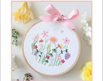 Embroidery Pattern, Nan's Garden Summer Shades, Cottage Decor, Summer Decor, Floral Stitchery Hoop, Butterfly, Molly and Mama, PATTERN ONLY