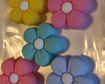 Pretty Daisies, Point Protectors, Scissor Protector, Knitting Needle Cover, Cross Stitch Tool, Awl Protector, Embroidery Tool, Yarn Tree