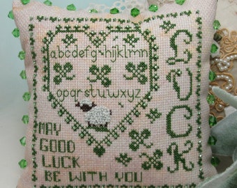 Counted Cross Stitch Pattern, Good Luck, Shamrock, St Patricks Day, Carolyn Robbins, KiraLyns Needlearts. PATTERN ONLY