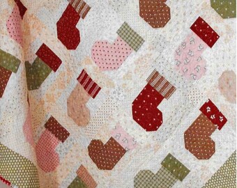 Quilt Pattern, Stocking Stuffers, Christmas Decor, Cottage Decor, Patchwork Quilt, Quilted Wall Hanging, Lap Quilt, Moda Quilt, PATTERN ONLY