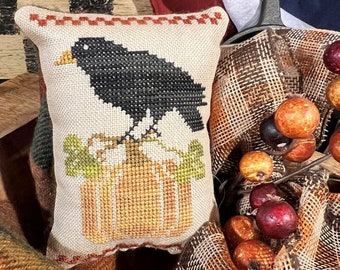 Counted Cross Stitch Pattern, Pumpkin Crow, Autumn Decor, Pillow Ornament, Bowl Filler, Primitive, Southern Stitchers Co., PATTERN ONLY