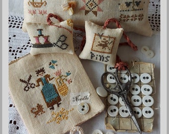 Counted Cross Stitch Pattern, Token of Friendship, Pincushion, Pinkeep, Sewing Accessories, 32ct Old England Linen, Nikyscreations, KIT ONLY