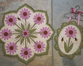 Wool Applique Pattern, Coneflowers, Summer Blossoms, Wool Applique Table Mat, Mini Mat, Kathryn Hecker,  Penny Lane Primitives, PATTERN ONLY