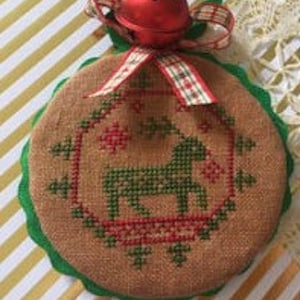 Counted Cross Stitch Pattern, Quirky Quaker Reindeer, Country Rustic, Pillow Ornament, Bowl Filler, Darling & Whimsy Designs, PATTERN ONLY