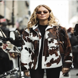 Kundenspezifisches Haar auf Rindsleder Frauenjacke / Natürliches Lederhaar auf Pony Haut Vintage Western Style Animal Print Leder / Geschenk für sie