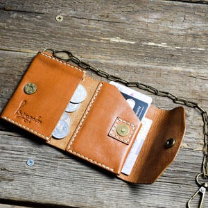 Cartera de bolsillo / Cartera compacta de cuero genuino hecha a mano con cadena para efectivo, monedas y tarjetas, para hombre