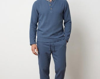Men's Organic Cotton Muslin Pajama Set: Lightweight Loungewear