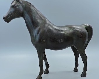 1960年代日本製スチール製馬の置物 ヴィンテージ競馬像 オフィス装飾