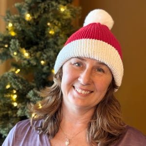 Patrón y vídeo para tejer un gorro de Papá Noel (tutorial para máquina de tejer circular) (patrón PDF)