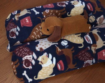 Bunbed Dogs on Navy Blue Fleece, Dachshund Dog Bed, Burrow Hot Dog Bun Bed, Dachshund Lover Gift