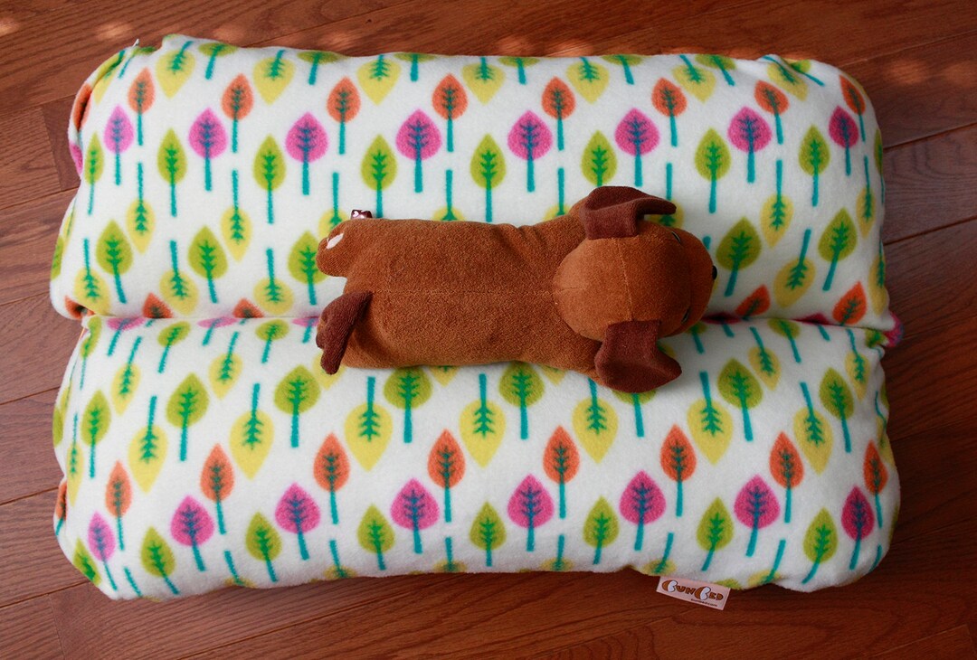 Dog Bed, Dachshund Dog Bed, BUNBED, Leaves in Pink Green Yellow, Hot Dog Bed, Bun Bed Etsy