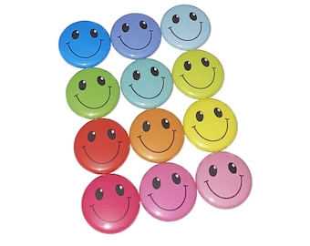Faces, 1", 1.25", 1.5", 2.25", Button, Face Theme, Face Decor, Face Gift, Face Flatback, Face Pinback, Face Badge, HT010