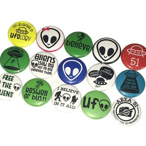 Aliens, 1&quot;, 1.25&quot;, 1.5&quot;, 2.25&quot;, Button, Alien Theme, Alien Decor, Spaceship, UFO, Alien Abduction, UFO Theme, Flatback, Pinback, Pin, ZP011