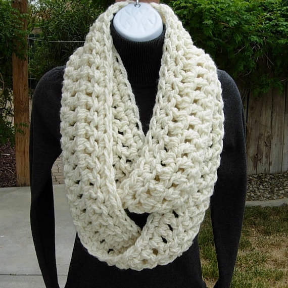 Cream infinity chunky knit circle scarf off white Cream INFINITY SCARF Solid Off White, Handmade Crochet  main image 3