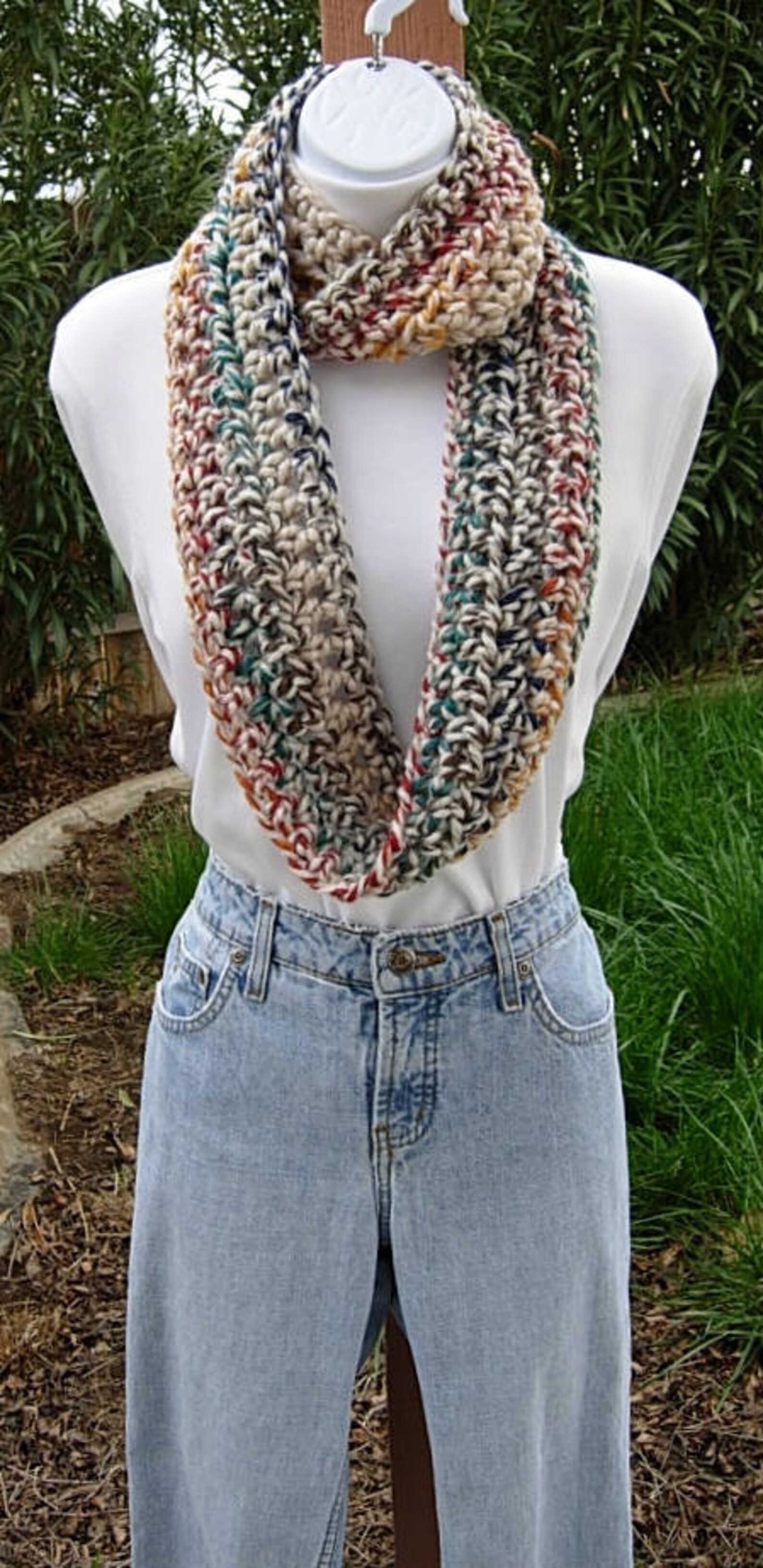 Small Loop Scarf Small INFINITY SCARF, Skinny Loop Scarf, Crochet Winter Wool Cowl ...