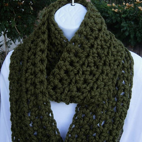 Circle Winter Crochet Knit INFINITY LOOP SCARF Dark Olive Military Green Cowl Circle Winter Crochet Knit INFINITY LOOP SCARF Dark Olive Military Green Cowl