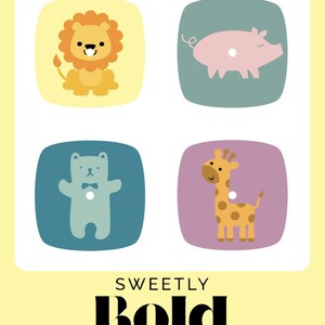 Pu&ograve; includere: Grafica con quattro animali dei cartoni animati: un leone, un maiale, un orso e una giraffa. Il testo "SWEETLY BOLD DIABETES" &egrave; in basso. Gli animali sono su quadrati colorati su sfondo giallo.