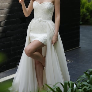 Detachable Overskirt, Removable Bride Train, Overlay Wedding Skirt, Bridal Overlay Skirt, Tulle Bridal Overskirt, Detachable Wedding Train