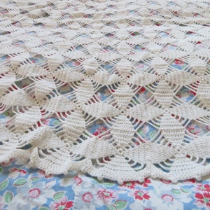 Antique French Crocheted Bed Topper White Cotton Twin Bedspread White Lace Throw Hand-Crocheted Handmade