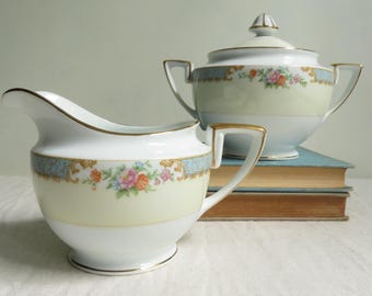 Jarra para crema y azucarero de porcelana con diseño floral de los años 40, "Imperial China", Japón.