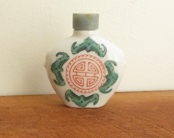Frasco de rapé de porcelana blanca con tapón de jade, frasco antiguo.