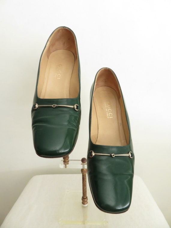 シューズ・サンダルその他 GUCCI Green patent leather loafer-style pumps 801893_BNC80_3706_001_095_0000