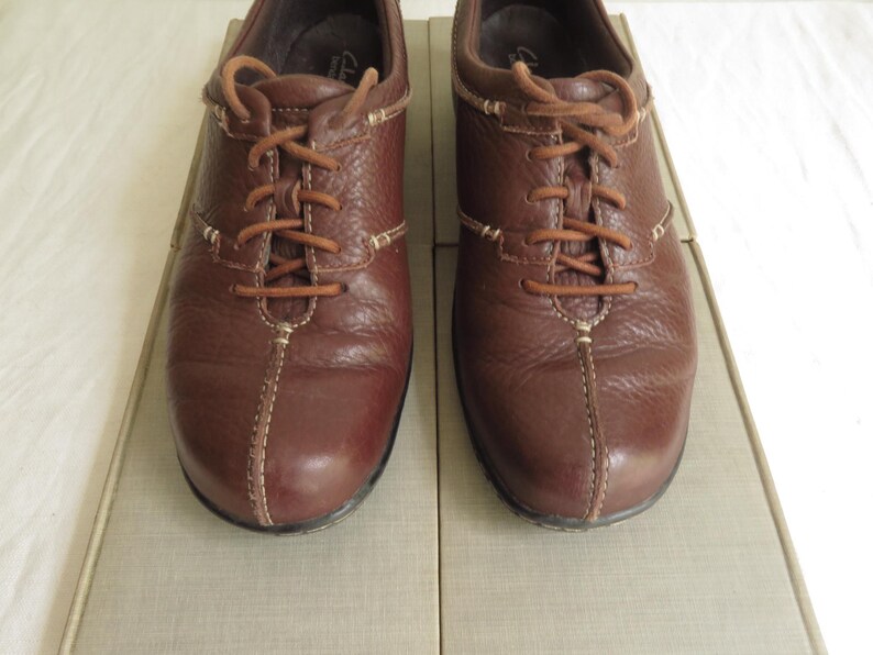 8.5 Brown Leather Clarks Bendables Loafers Lace-Up Shoes Size 8.5M bild 3