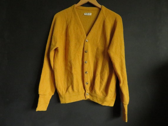 50s Men's 100% Alpaca Cardigan Gold Wool 50s/60s V