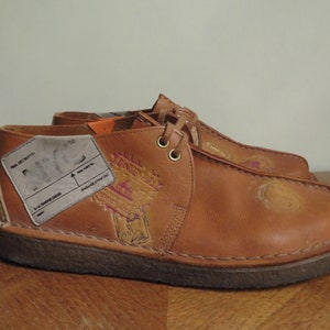 Made in ENGLAND vintage Clarks Originals Desert Trek US 10 or 9, 9.5 sand  suede