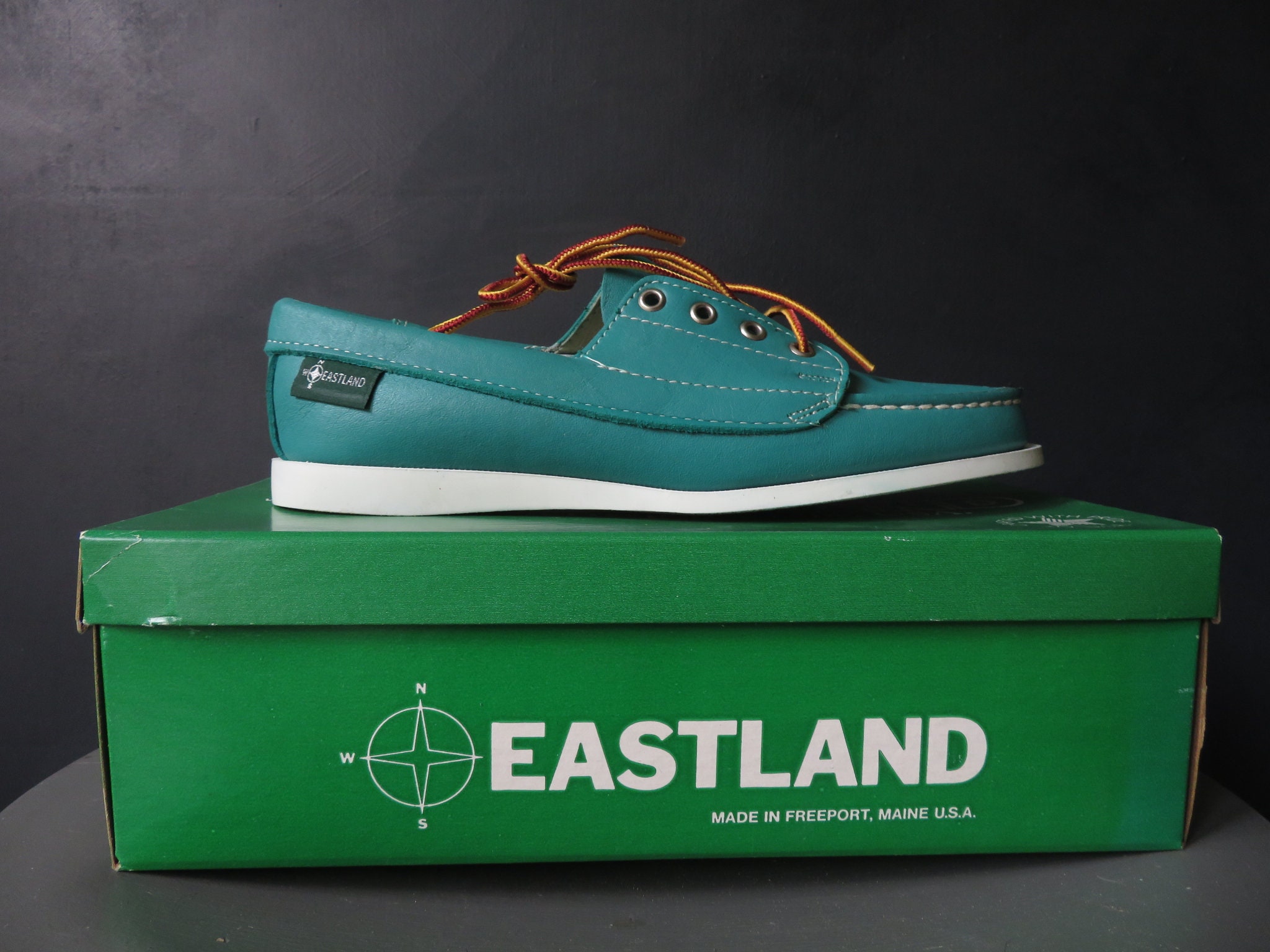 8.5 Vintage Eastland Loafers Turquoise Leather Deadstock 8.5 Vintage Eastland Loafers Turquoise Leather Deadstock