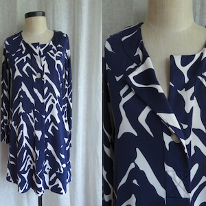 8 Diane von Furstenberg Mini Dress DVF &quot;Vintage&quot; Blue & White Silk Jersey Size 8