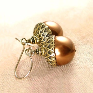 Copper Brown Pearl Acorn Drop Earrings, RARE Swarovski Crystal Pearls, Antique Gold Dangle Earrings, Fall Autumn Fashion, Botanical Jewelry