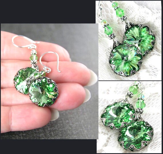ピアス Green Crystal & Glass Beads Dangling Earrings Simulated Emerald Square CZ Drop Dangle Earrings Crystal 14K