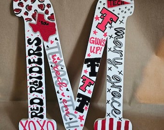 Letras de madeira pintadas