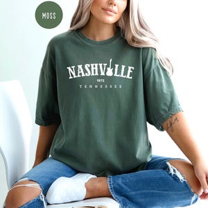 Comfort Colors Nashville Shirt,Tennessee Shirt,Music Shirt, Country Music Shirt,Nashville Gift,Girls Trip Group Shirt,Nashville Trip Shirt bild 3