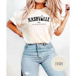 Comfort Colors Nashville Shirt,Tennessee Shirt,Music Shirt, Country Music Shirt,Nashville Gift,Girls Trip Group Shirt,Nashville Trip Shirt bild 8