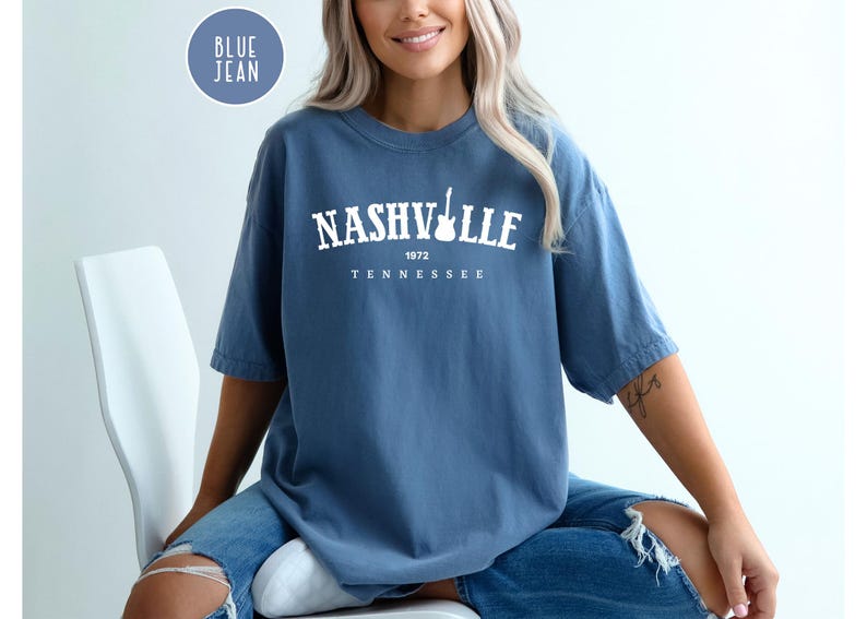 Comfort Colors Nashville Shirt,Tennessee Shirt,Music Shirt, Country Music Shirt,Nashville Gift,Girls Trip Group Shirt,Nashville Trip Shirt bild 5