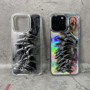 Cyberpunk Spine iPhone Hülle Handgefertigte Resin Fishbone Abdeckung 3D Metallic Bone Design Alt Ästhetisches Geschenk für Knochenliebhaber Futuristische Handyhülle
