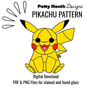Puede incluir: Un patrón de descarga digital para vidrio teñido y fundido que presenta un personaje Pikachu amarillo con mejillas rojas y ojos negros. El patrón se titula "Potty Mouth Designs Pikachu Pattern".
