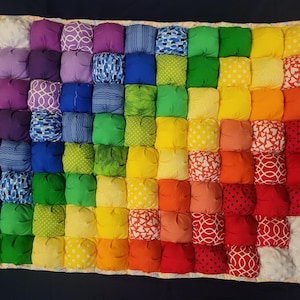 Rainbow Baby Puff Quilt